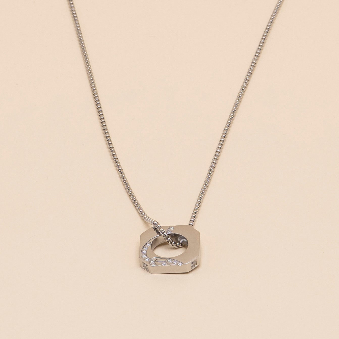 Venetian link necklace for matching jewellery