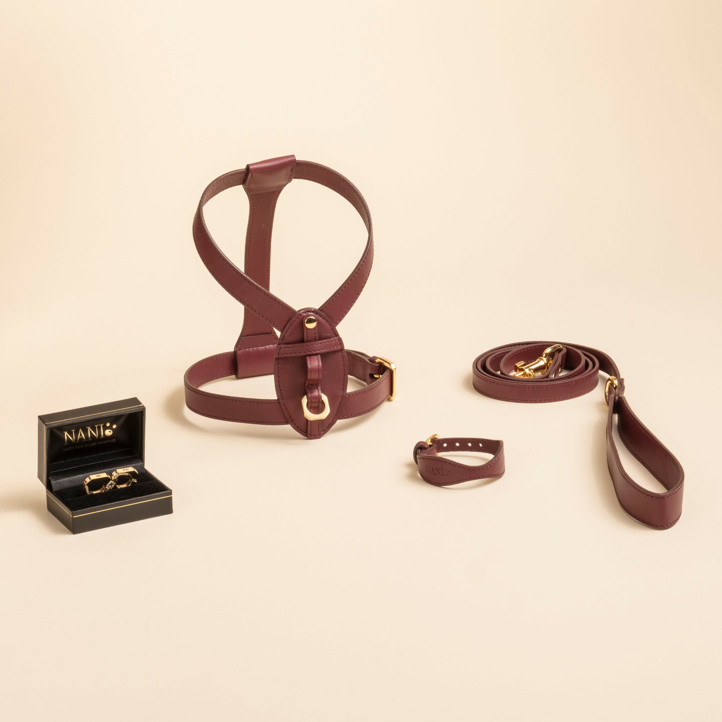 Gift Set with Matching Jewellery  - Burgundy - Deep Love